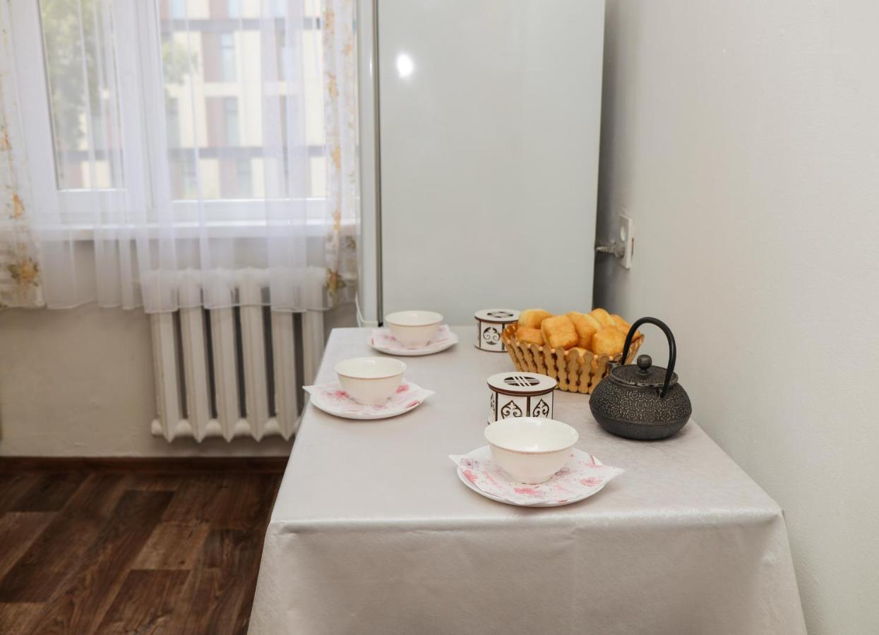 Apartmán Reliablehouse 2-Х Комнатная Квартира В Центре Almaty Exteriér fotografie